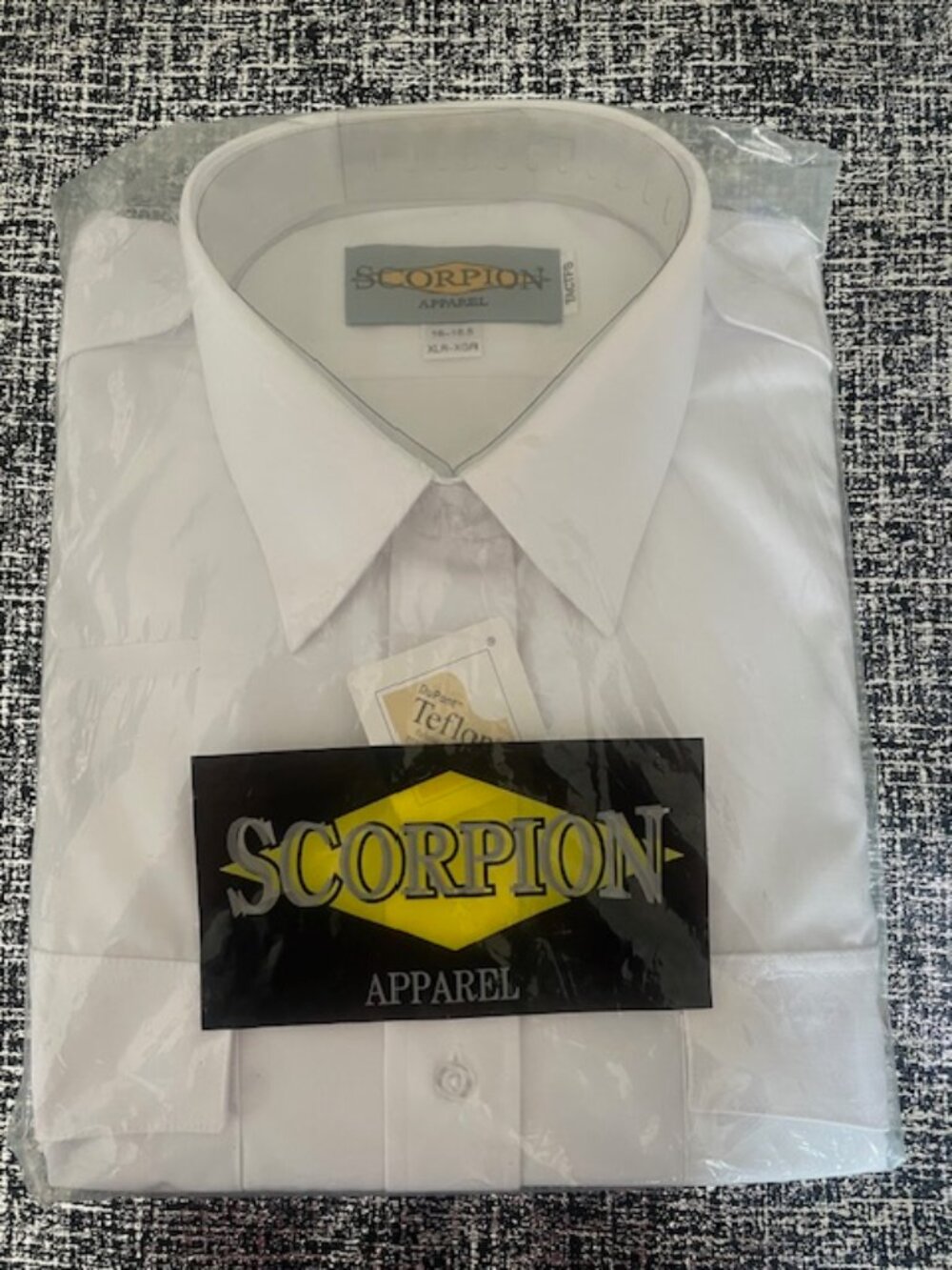 Men's Scorpion Apparel White Short Sleeve Size 16-16.5  (XLR-XGR)